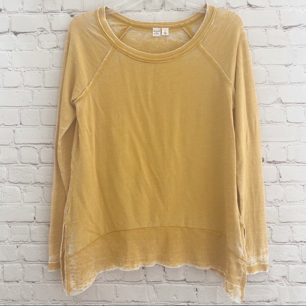 Melrose and Market Curved Hem Burnout Tee
